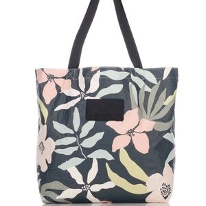NWT ALOHA Collection Tropical Floral Tote - Black and Pink